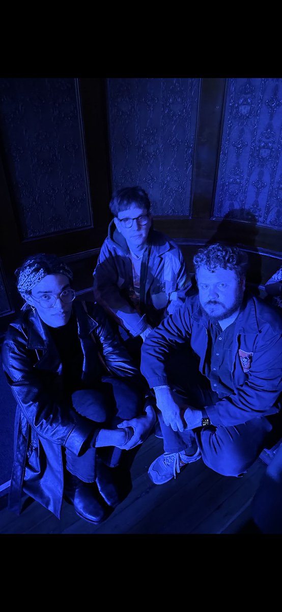 moaningmusic's tweet photo. 💙April 6th in Los Angeles at Zebulon💙 Did you buy a ticket yet? We’re playing Uneasy Laughter in its entirety. 💿 https://t.co/xETcFSwOL0 https://t.co/xakmWlheUT