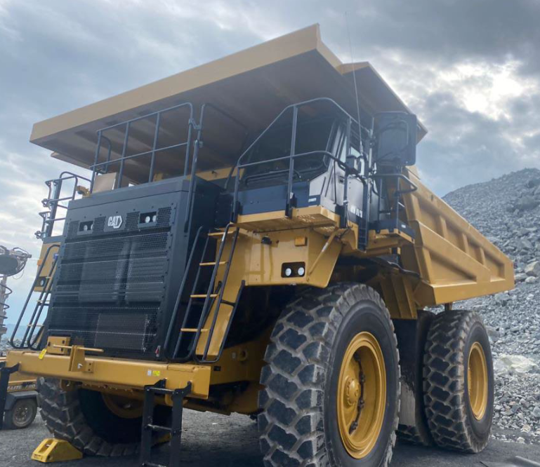 im_mining's tweet photo. Production rates at @BarrickGold's #NorthMara #gold mine in #Tanzania are ramping up thanks to underground fleet investment &amp; introduction of @Sandvik_Mining #MultiLite #autonomy plus in the open pit, a switch to #ownermining &amp; new @CatMining 777 trucks https://t.co/YPAWAcbXVP https://t.co/EyZTgSfahA