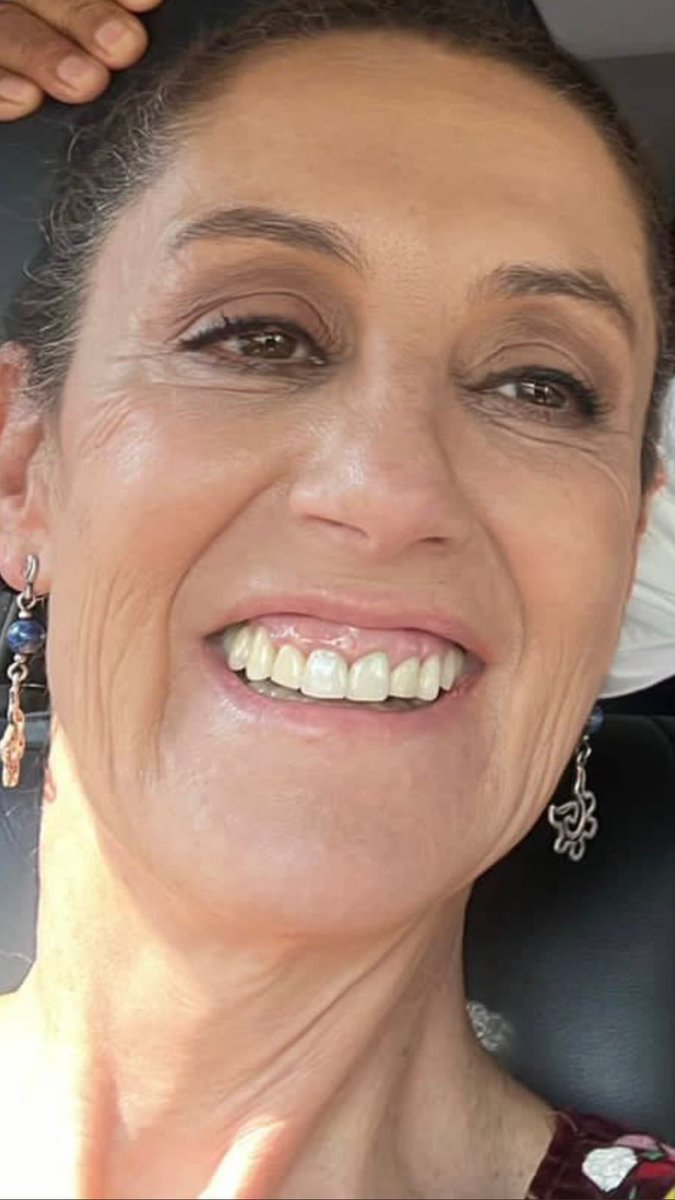 ryo_hermoso's tweet photo. Yo solo les quiero pedir una cosa.🥳

¡NO VOTEN POR CLAUDIA!!

Quien se apunta ?👇🙋‍♀️🙋‍♀️ https://t.co/qWAyZuNcvw