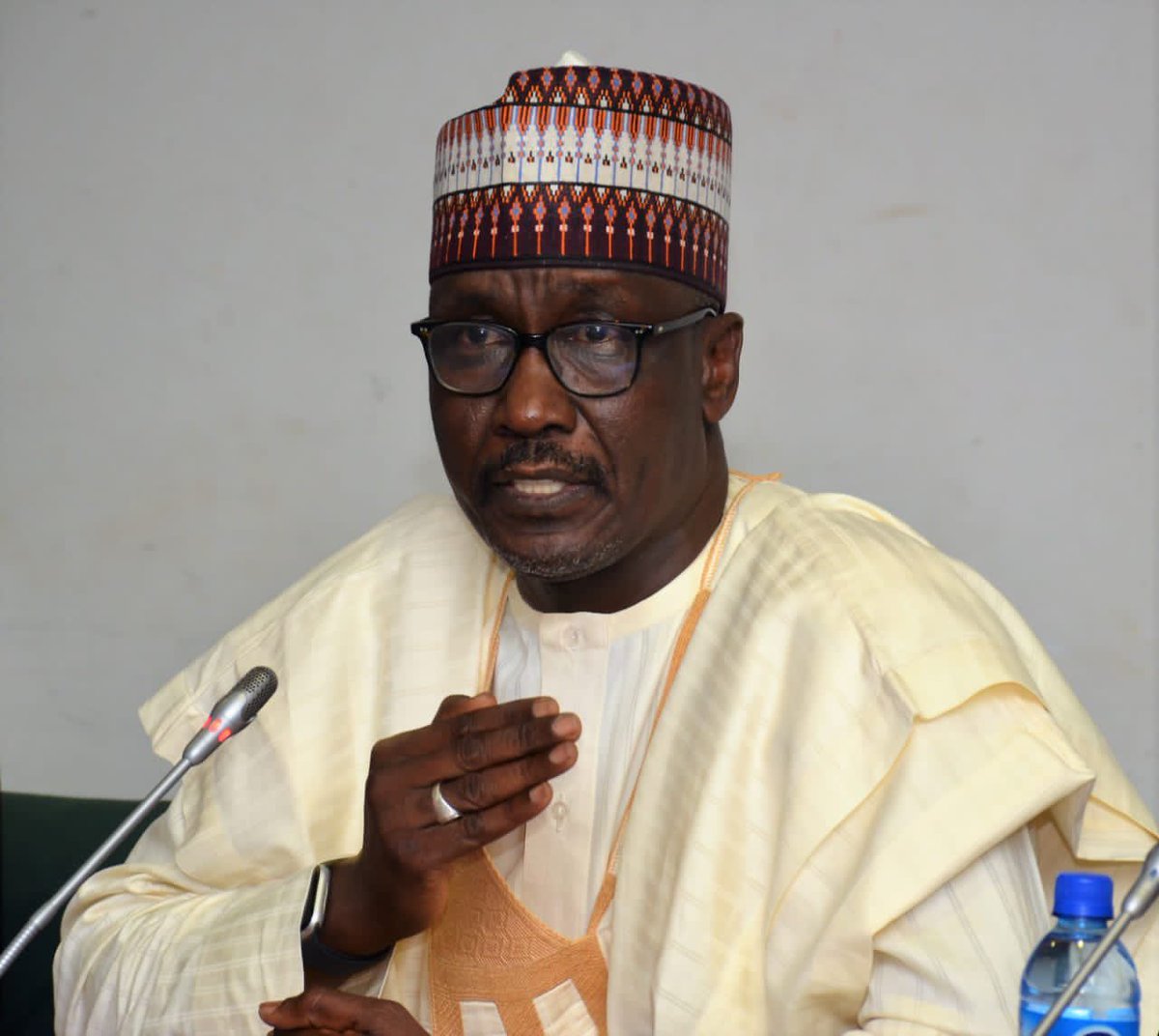 UmarMeremi's tweet photo. Visionary Leader, who promote excellence in our oil and gas sector, Our principal Consultant, Group CEO Mal.@MKKyari

Your guidance &amp; direction are truly inspirational &amp; always drives the company to give the best.

Thank you for your selfless &amp; impactful leadership.
#EnergyAlways https://t.co/QRxiO8vgKI