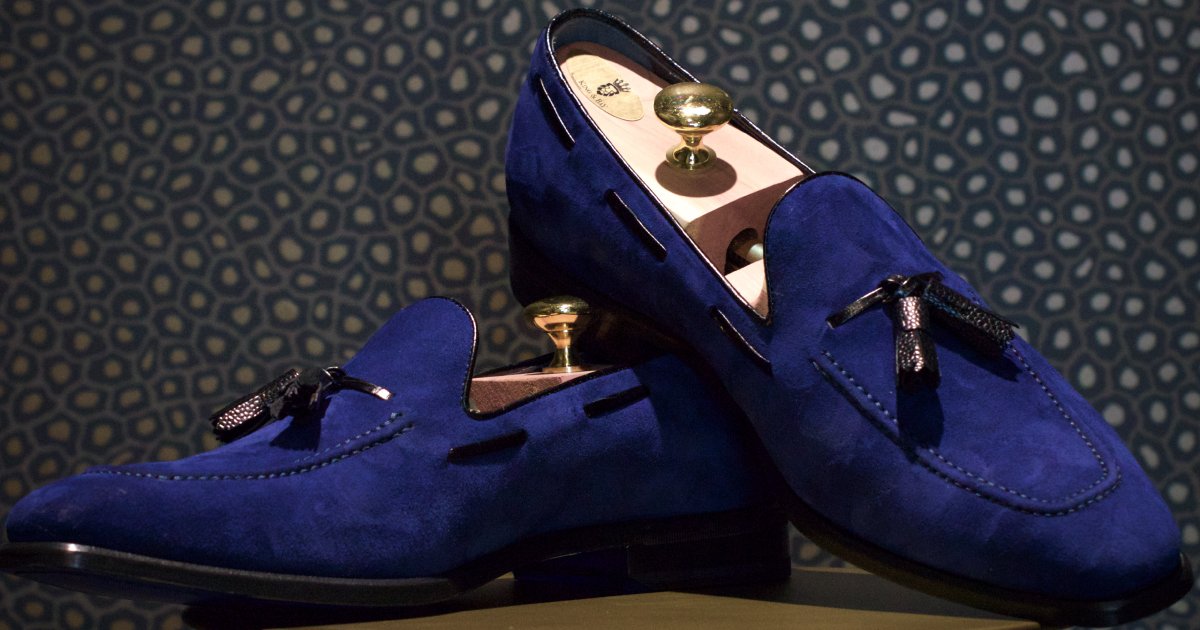 King &amp; Bay Custom Footwear |  Look good from head to toe. Design custom footwear with and enhance your individual style today ow.ly/aoo030stp1Q

#MyKingAndBay #TorontoKingsmen #TheKingsmenExperience #RefinedSophistication #KBLifestyle #BespokeMenswear