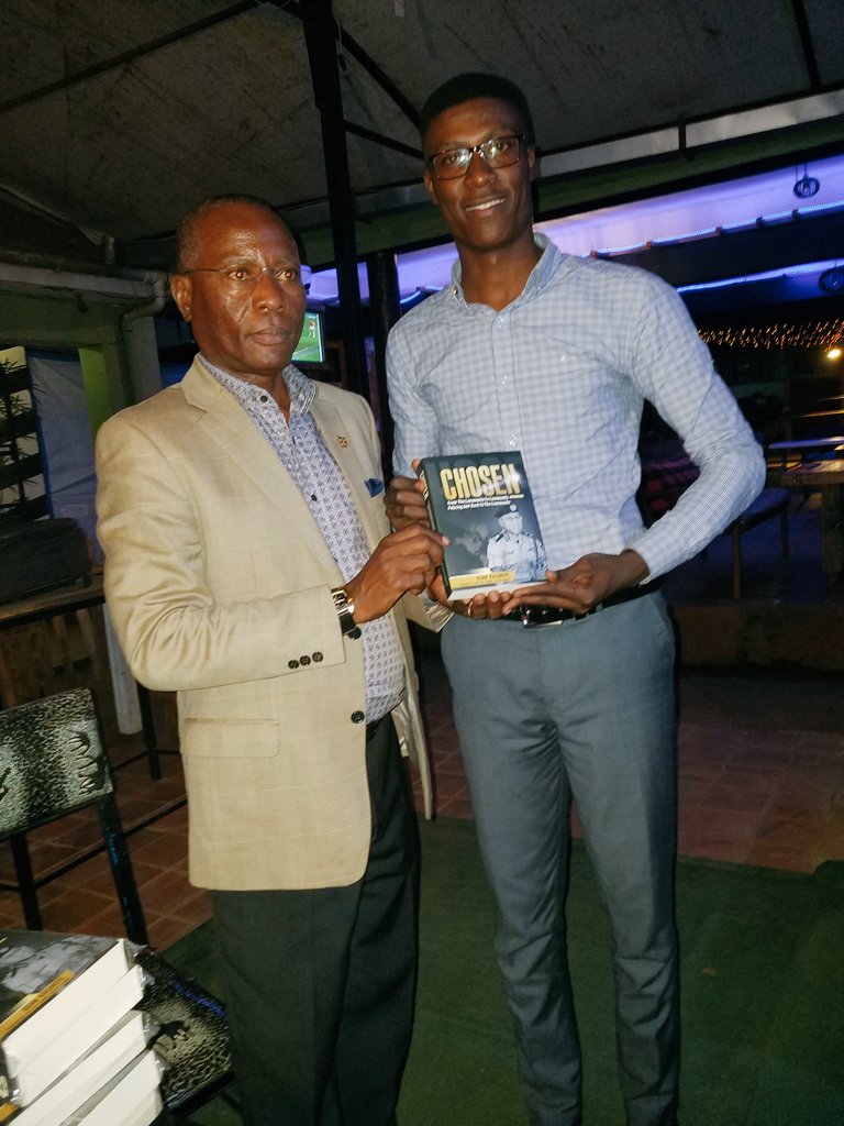 BagooleKennedy's tweet photo. Last evening ( Monday ) I received this book from RTD AIGP @AKasingye. 
As I type this, chapter one and two are down 😊 So interesting to get to know who this "Mzee" is... #Chosen https://t.co/3w4Laay8c9