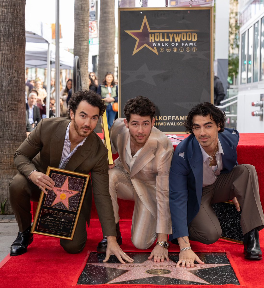 Thanks to the fans who came out to see the <a href="/jonasbrothers/">Jonas Brothers</a> as they were honored with their star today! We appreciate your cooperation! ⭐️📷@imagerybyoscar/HCC