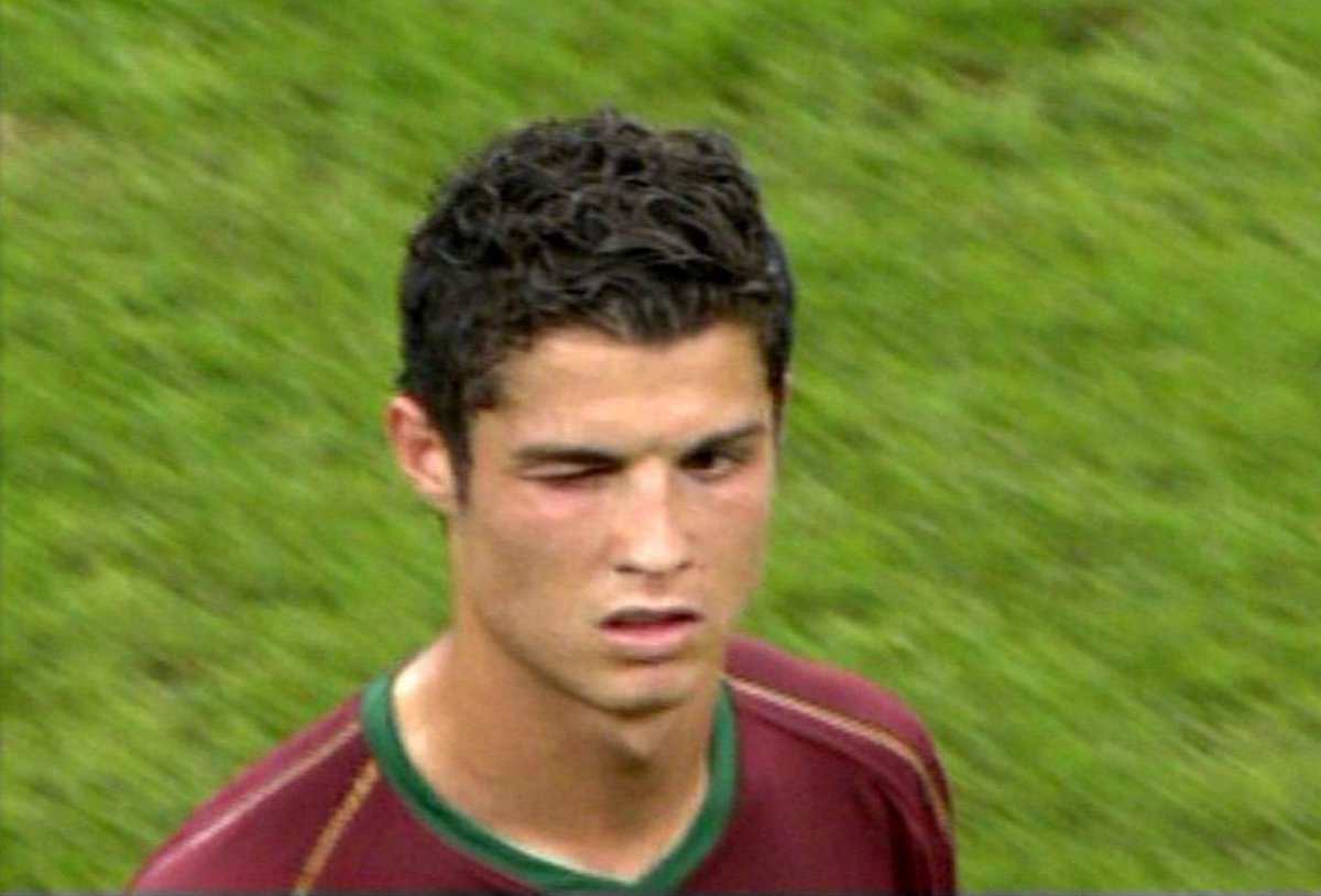 The Extreme Football Enthusiast tweet media