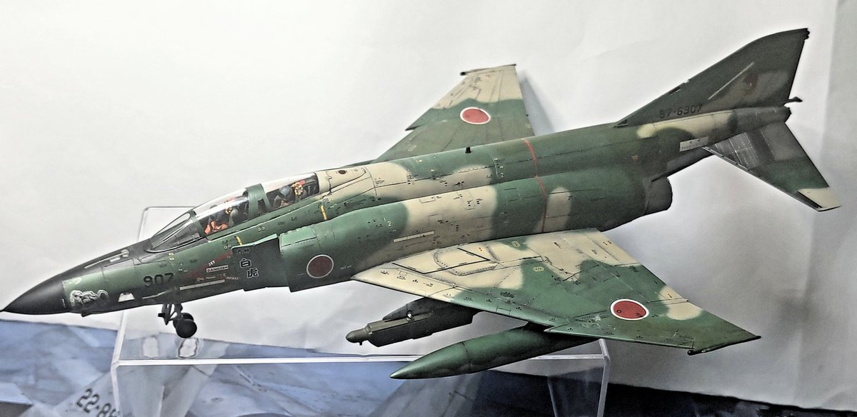 おはようございます☀️夜活を実施しRF-4完成しました😀オレンジスーツ、森林迷彩て昭和を感じます🫡
制作中、沢山の「いいね」ありがとうございました🙇      #IPMS道産子軍団