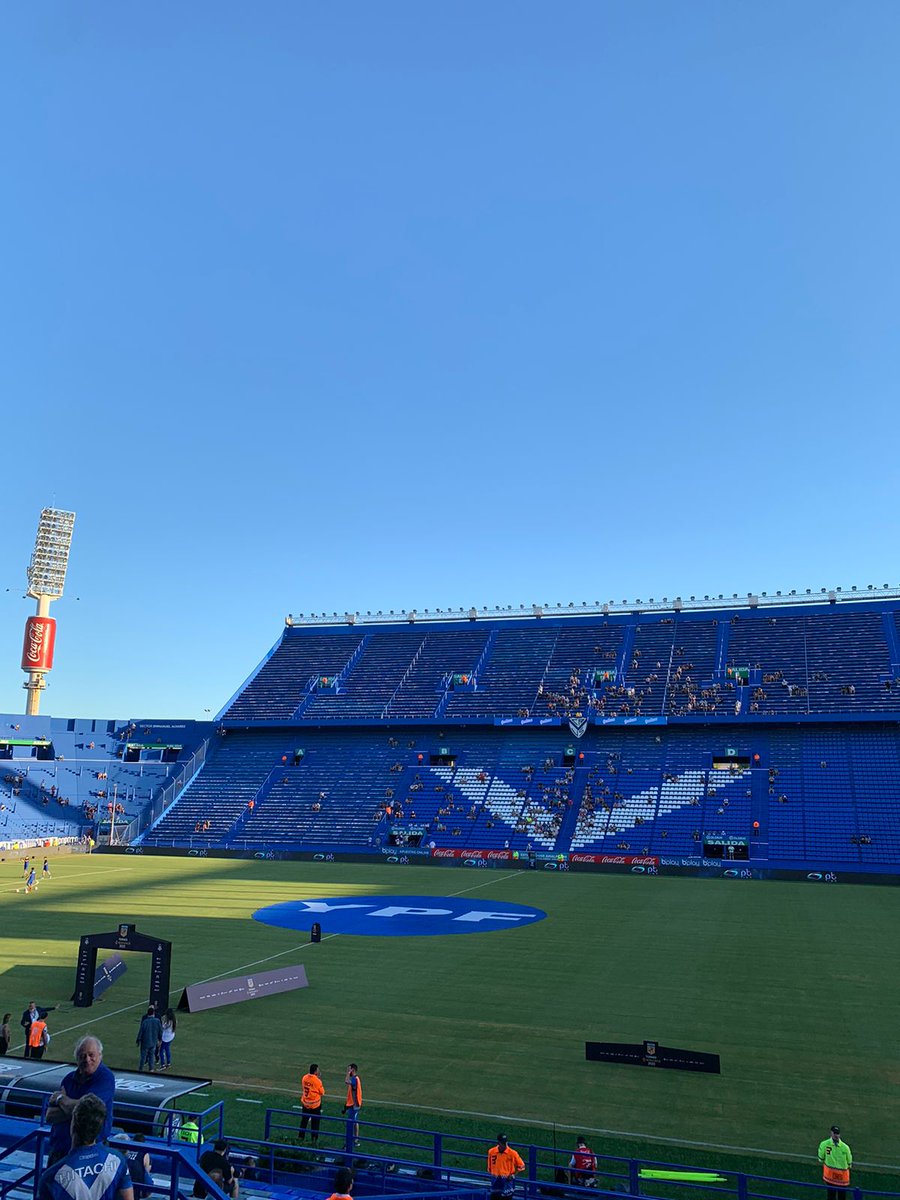 paladar_futsdaa's tweet photo. Aprecien la belleza del José Amalfitani 😍

Juegan @Velez y @gimnasiaoficial desde las 20.00 hs. 

Lo escuchas por Radio Unyka FM 94.5 📻 https://t.co/JH96CbMxKD