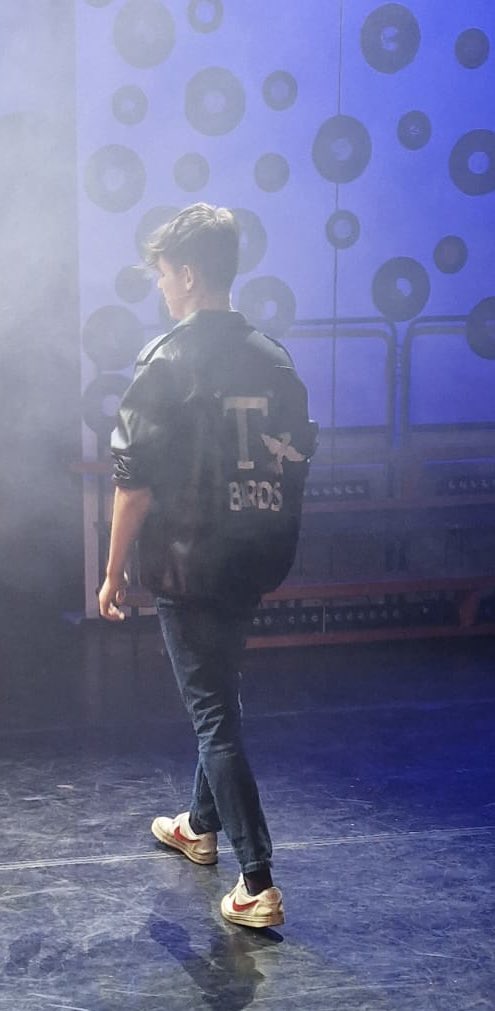 First performance of Grease with The Grove today. Well done to all involved… few tickets left for what’s shaping up to be a good show <a href="/KEVICC/">King Edward VI Community College</a> @KEVICCparents <a href="/TheGrovePrimary/">Grove Primary School</a> #keepingthepromise