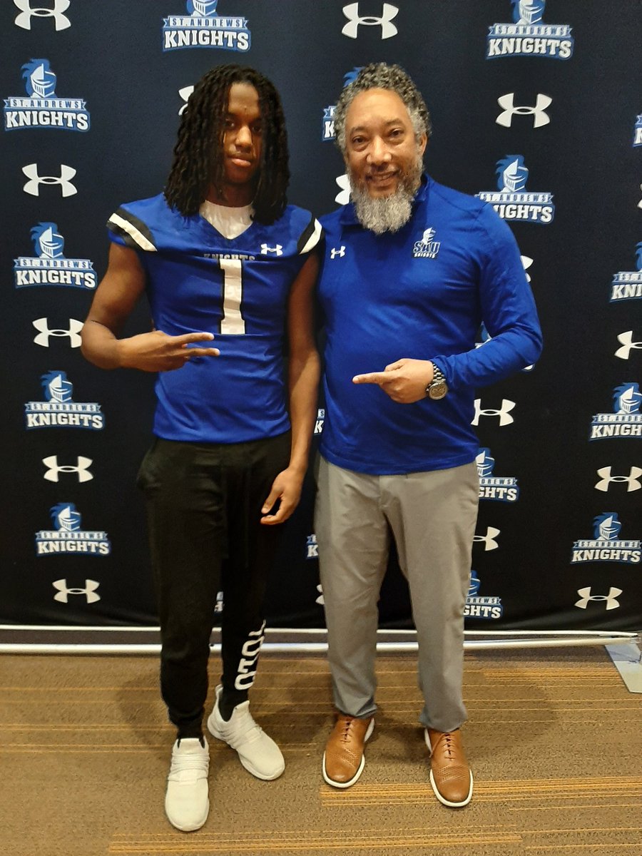 DevonteHill910's tweet photo. Had a great official visit at @StAndrewsFB. Learned a lot about NAIA and what SAU has to offer.  Thank you Coach @rcurtin29 for the invite. Thanks @coach_oskie_21 for taking the time after the visit to walk me through your philosophy, vision, and approach to the WR position. https://t.co/KfmTg8MAdp