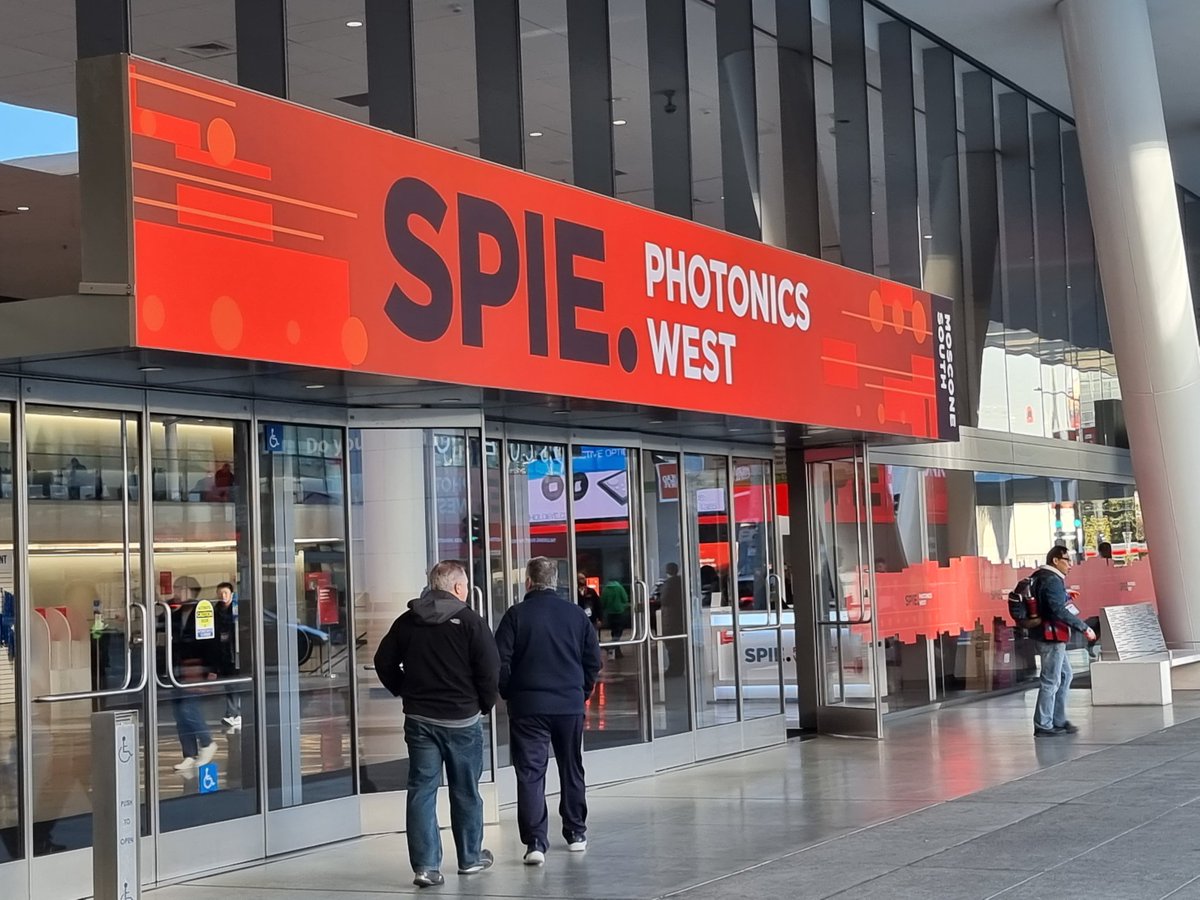 Exciting to be back on Photonics West in San Francisco. We have two invited talks tomorrow one on electric field imaging, one on Ga2O3 integrated with diamond.