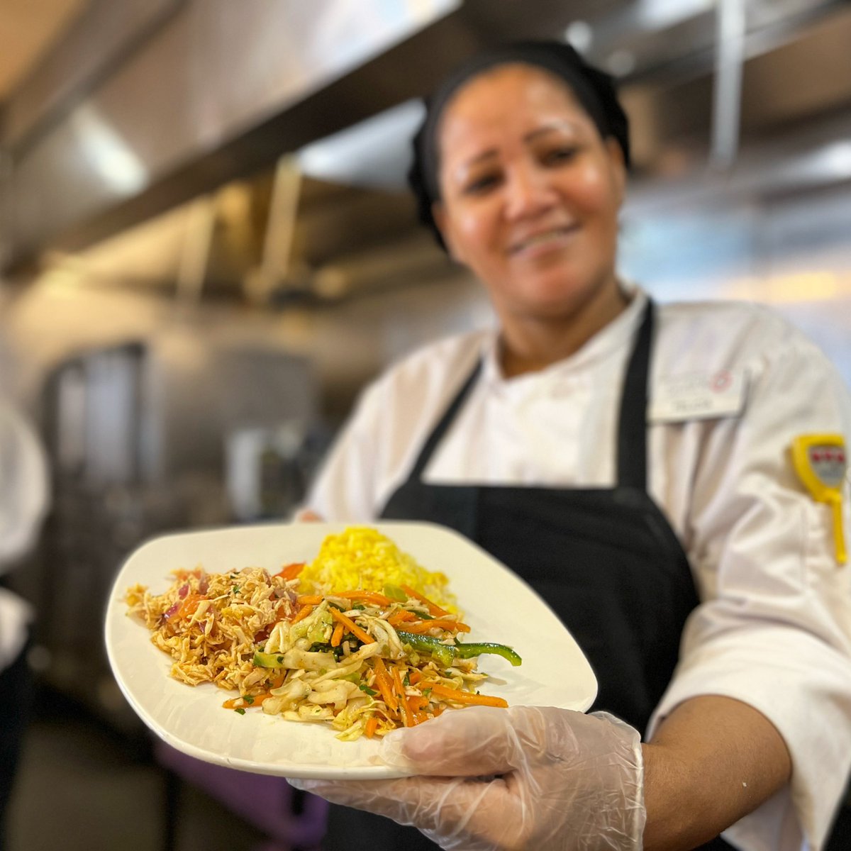 ClarkDining's tweet image. This week at Chef’s Table we’re celebrating the flavors of India! 
Today we feature tandoori pulled chicken with turmeric basmati pilaf and Indian style slaw!🥘
