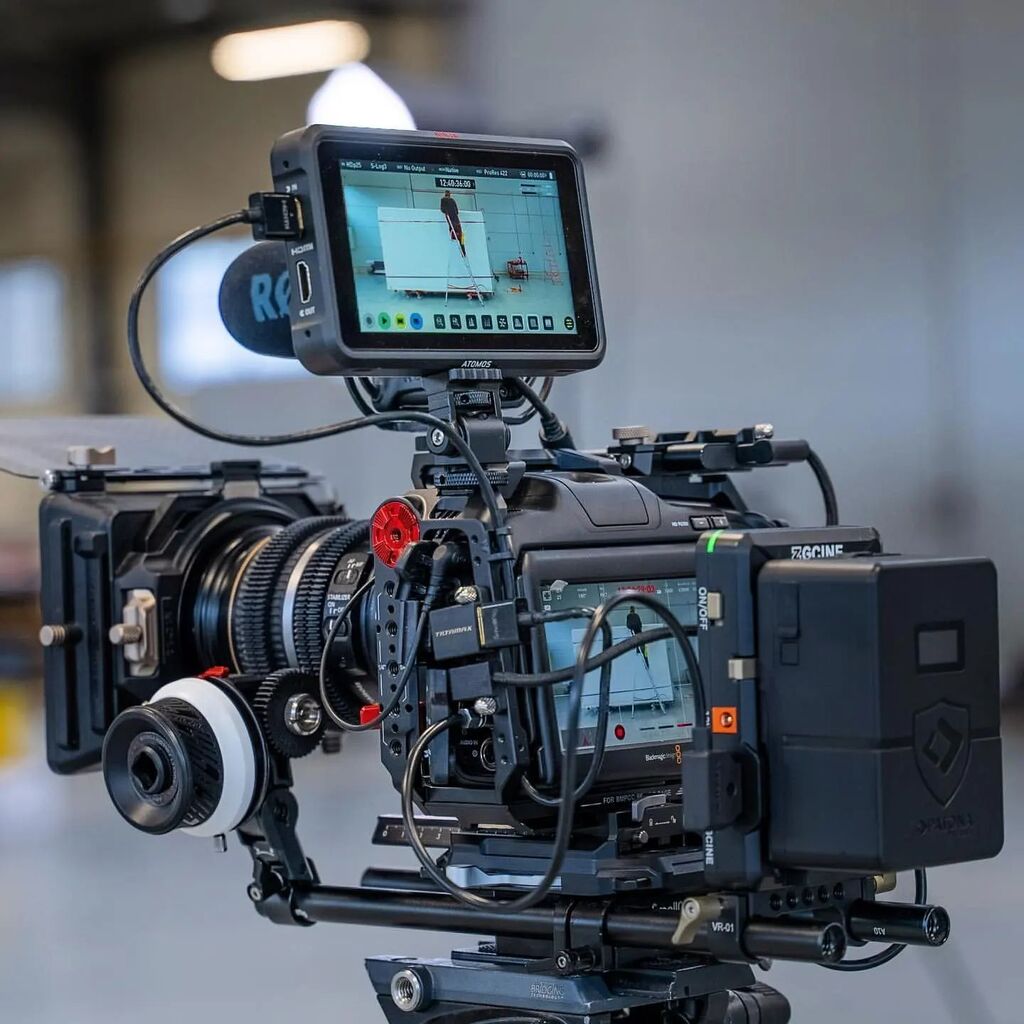 Credit: @apc_films

#apcfilms #blackmagicdesign #bmpcc6kpro #cameragear #filmmaker #filmowanie #reklama #bmpcc #camera #filmlife #camerarig #filmmakinglife #produkcjafilmowa #smallrig #filmpromocyjny #tilta #cameraoperator #camerasetup #mastercam #raw #p… instagr.am/p/CoDnWG1Ic_L/