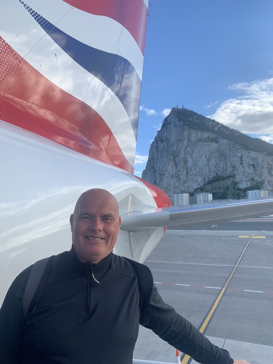 Itskaihost's tweet photo. Great service the other day on @British_Airways flight back to #Heathrow from the beautiful @RAF_Gib airport! We love flying the flag from @MadeinGB2013 ๐ฌ๐ง to @UnityNewsNet @BulldogBDX @burleyfires https://t.co/E4B4QoQOPC