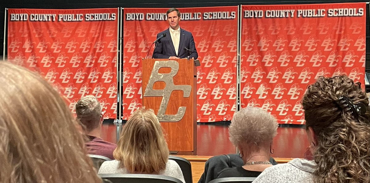 SummitWildcats's tweet photo. Summit Elementary was well represented during Governor Beshear’s visit to Boyd County High School! https://t.co/MwnY5MPN5h