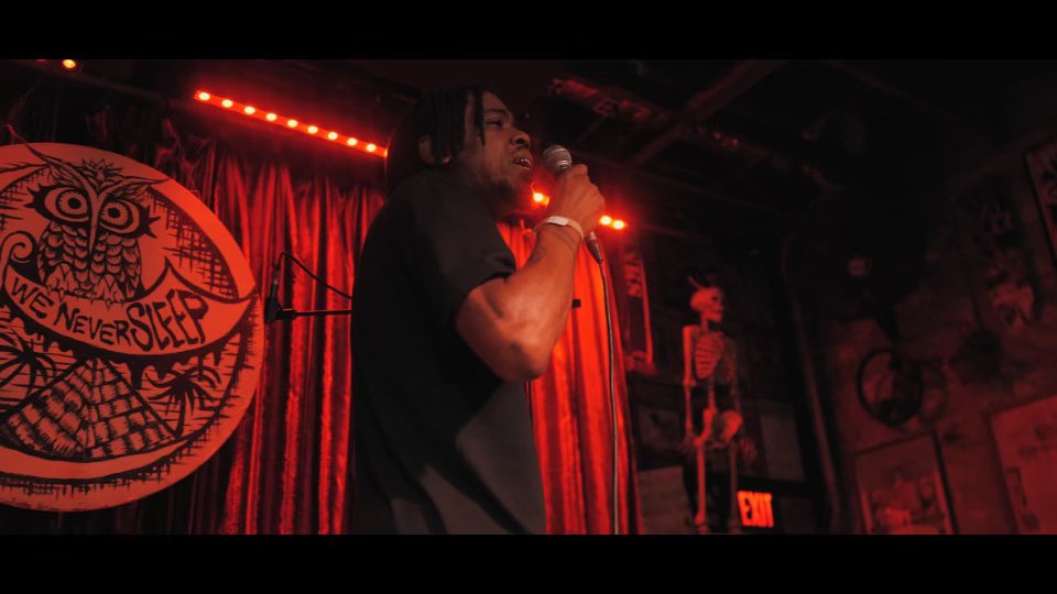 SirTelly93's tweet photo. Here are the stills from my show at the #3links on Saturday I can't wait to drop the video of the show ♥️🔥.. stay tuned folks 🙏🏾 #dallas #3links #deepellum #show #life #love https://t.co/HsYvr8jBHn