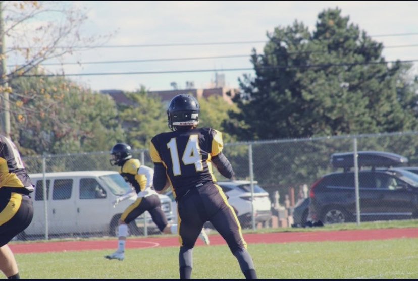 QbStephenson12's tweet photo. Black 10… https://t.co/fdkUq8sEVo