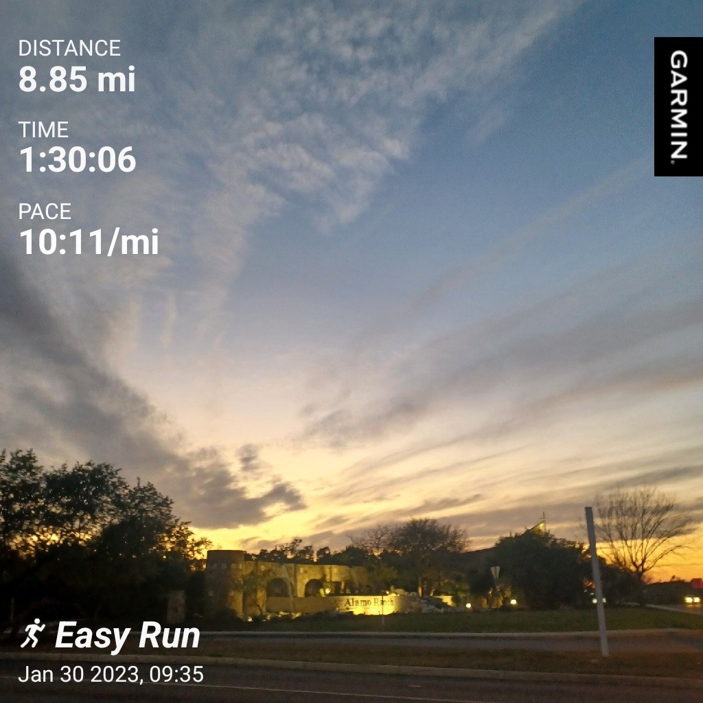 mayin0410's tweet photo. Let's run!!!!! https://t.co/0egGQsjnVh