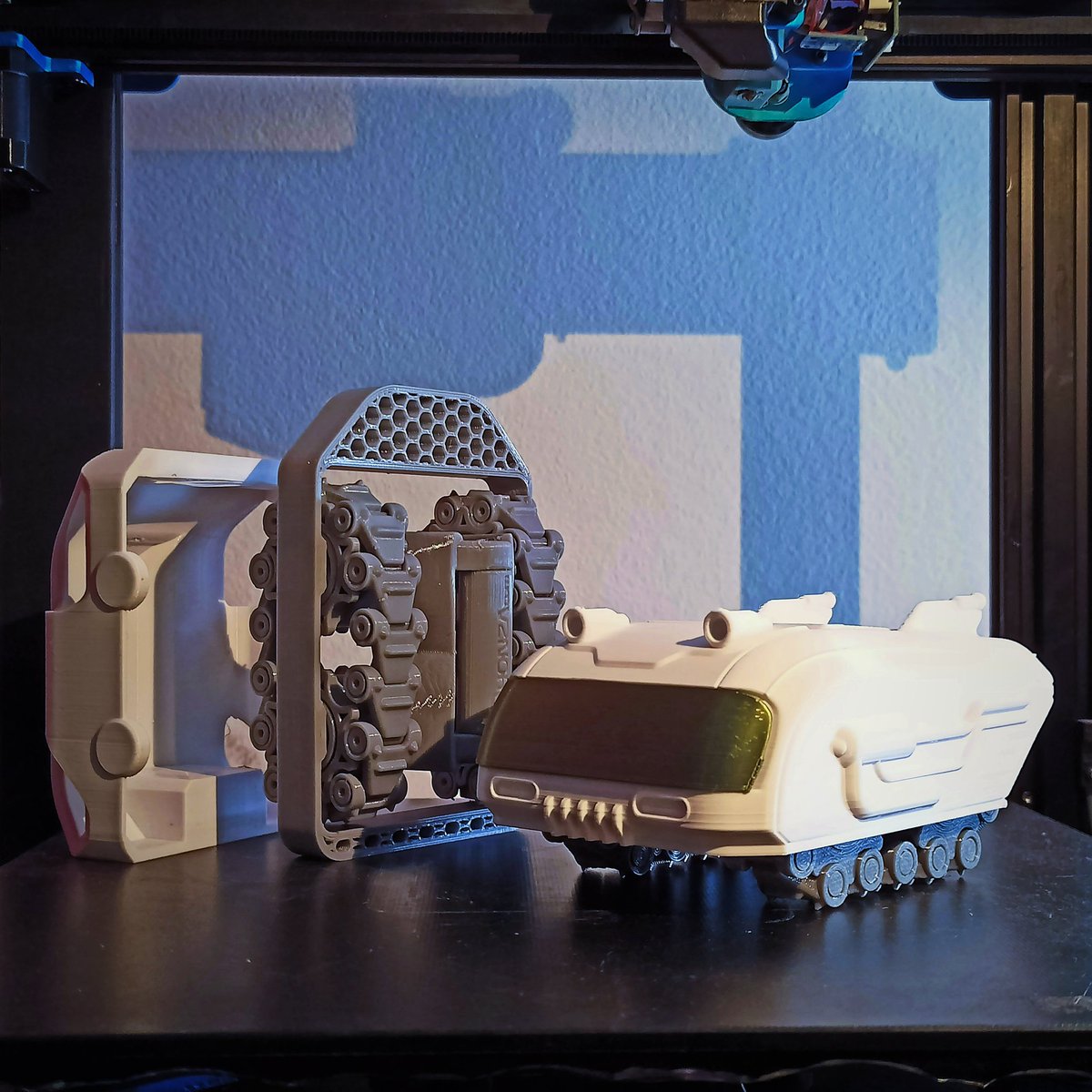3dHonza's tweet photo. Evolution of the cover for #PiPBOT
On the left is first attempt printed on the back side.. than I extracted most important part (middle) .. Combing those two I could slap some design on it and print it from bottom up because it gives more options and is easier to work with ๐๐ https://t.co/Zd2dF2Zzgb