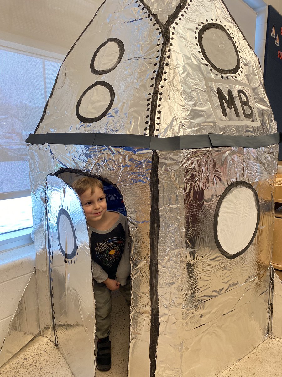 MrsTPeach's tweet photo. 3-2-1 …. LEARN! 🚀Our Kindergartens are blasting off in a new Space Inquiry!  @MundysBayPS https://t.co/jmnDqA1lLH
