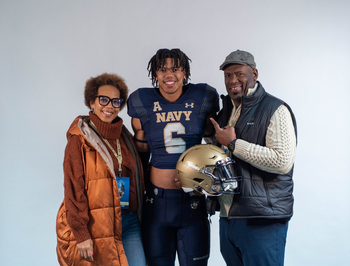 Seth English tweet media