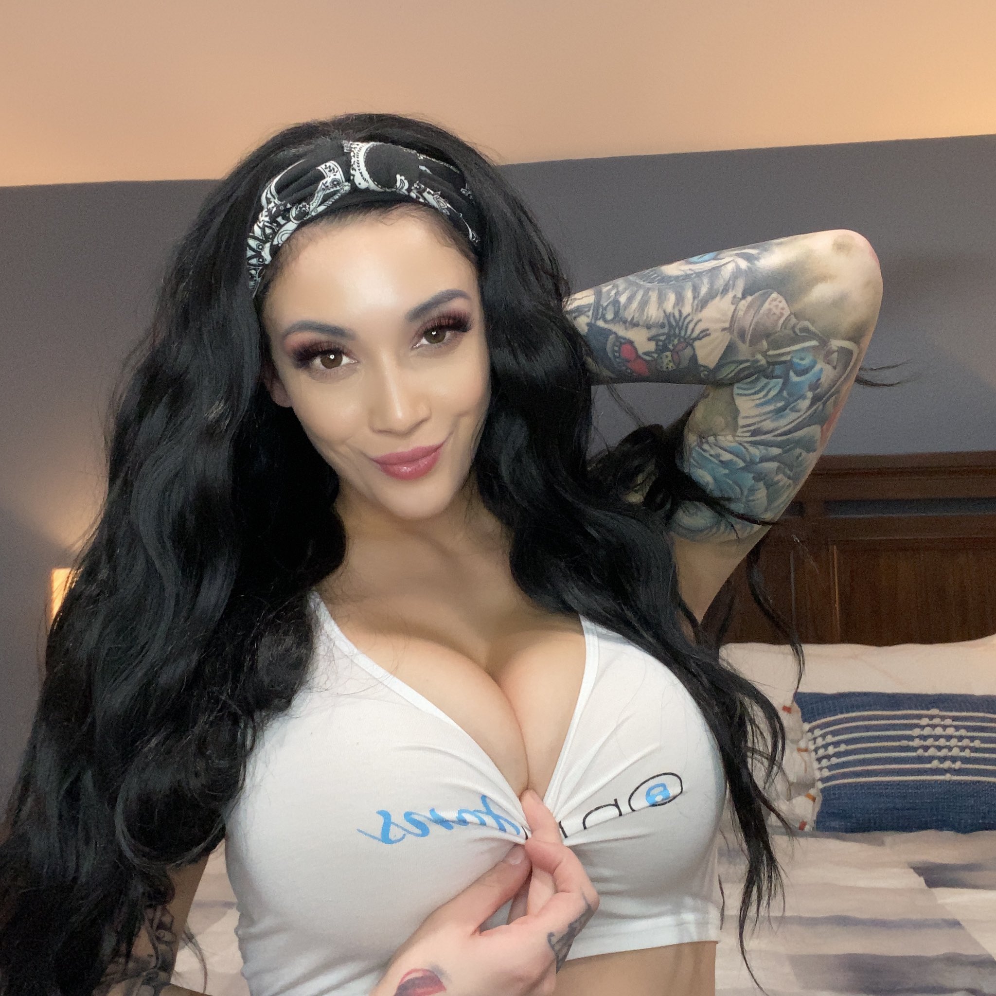 TW Pornstars - 🍕🌮 Noelle Easton ONLYFANS. Twitter. Online chatting all  night 👉🏼. 11:21 PM - 30 Jan 2023