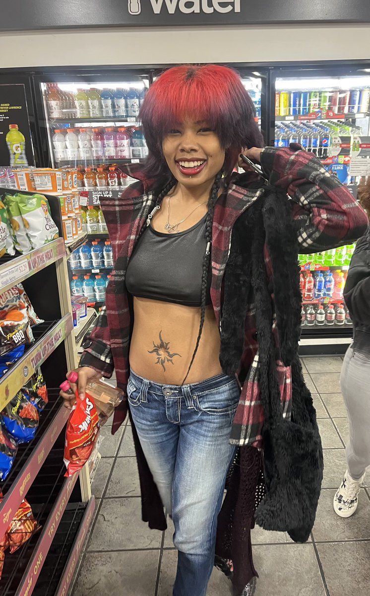 Aqua’s pics and videos