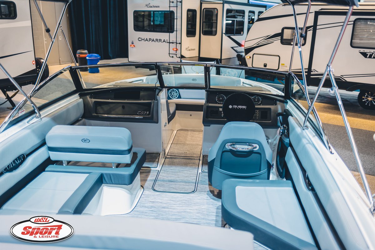 AS SEEN AT THE BOAT SHOW:
2023 @CobaltBoats  CS 23 Bowrider -
The CS23 comes from legendary Cobalt DNA. Expertly packaged in just over 23’ with smooth lines, an sun lounge, and wraparound swim platform extensions, the hull and deck design of this luxury boat give it a clean look.