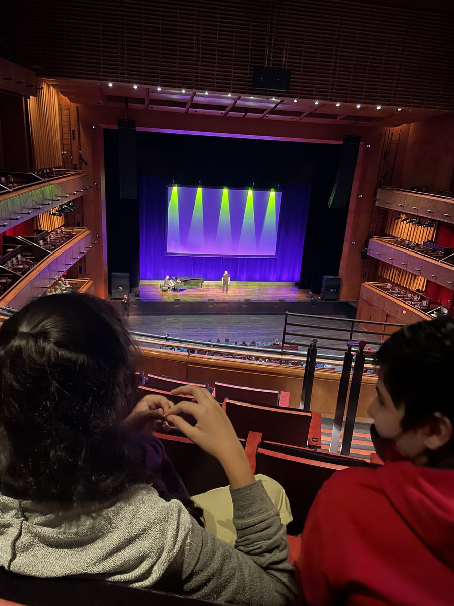 The Sul Ross ALE class took a field trip to see THE BOY WHO COULD SING PICTURES at the beautiful Tobin Center for the Performing Arts. We had a wonderful time! @NISDRoss @NISDSpecialEd @forteganisd @TobinCenterSA