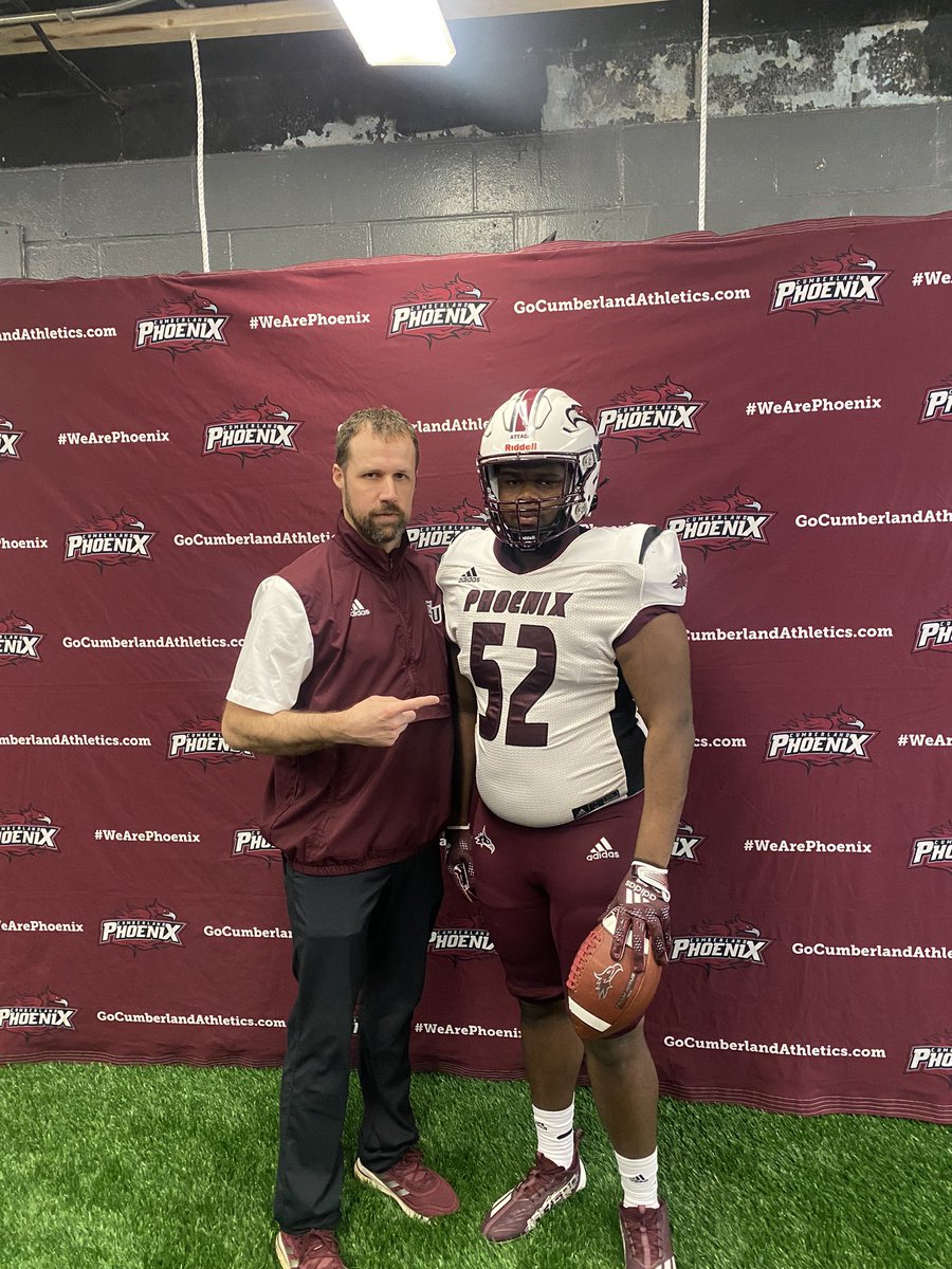 Great visit today at Cumberland‼️<a href="/CumberlandFB/">Cumberland University Football</a> <a href="/Coach_TSmith/">Taurean Smith</a> <a href="/CoachHigginson/">Brad Higginson</a> <a href="/CoachFBurnette/">Coach Burnette</a>
