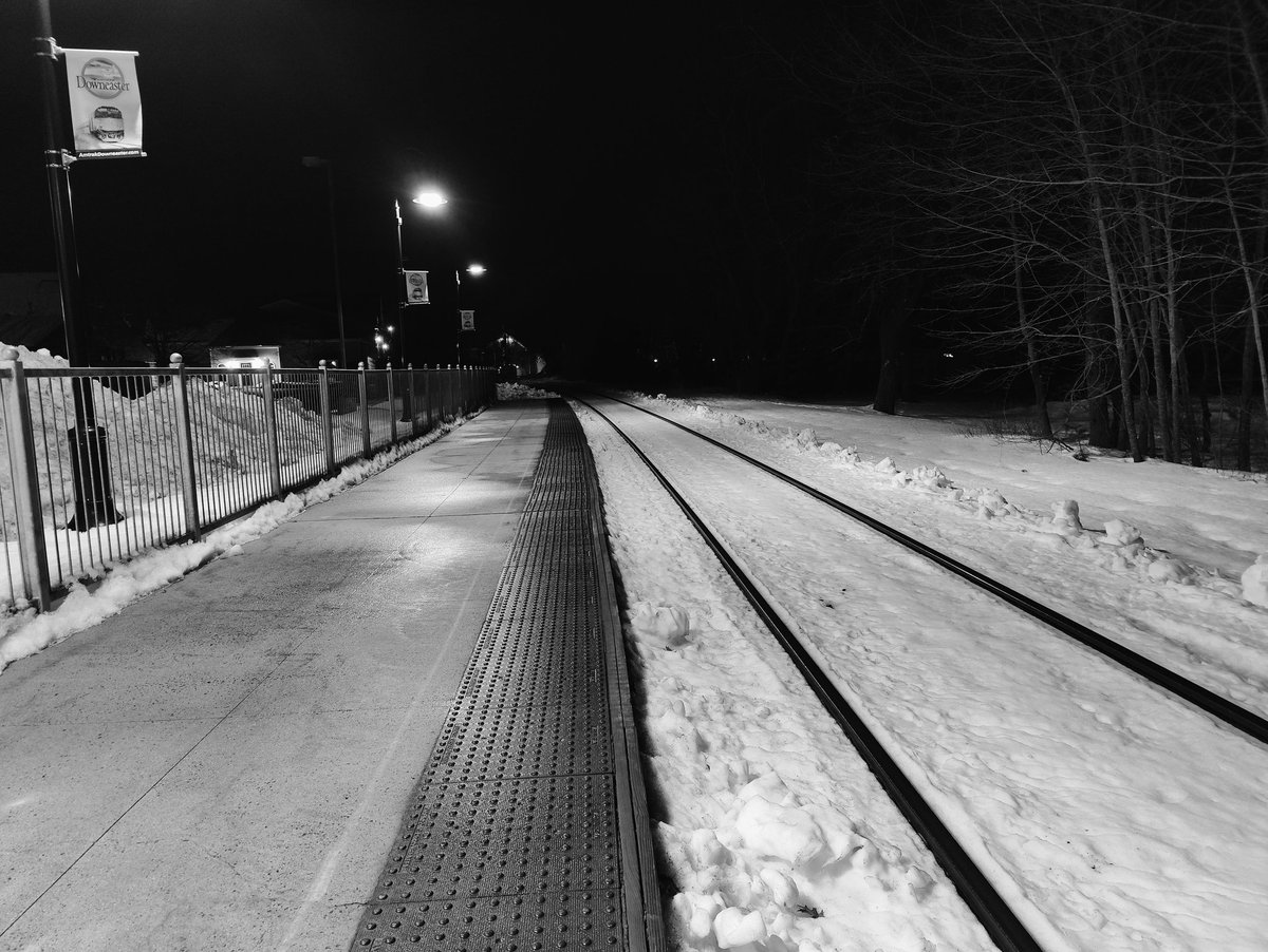 MBhagania's tweet image. @Amtrak @RideRail #amtrak #downeaster 
Thank you for your services
It was a pleasure riding with Downeaster up to Freeport Maine and back to Boston
The coach guy and dining people were very helpful and kind
My family and I enjoyed it fully ❣️😄