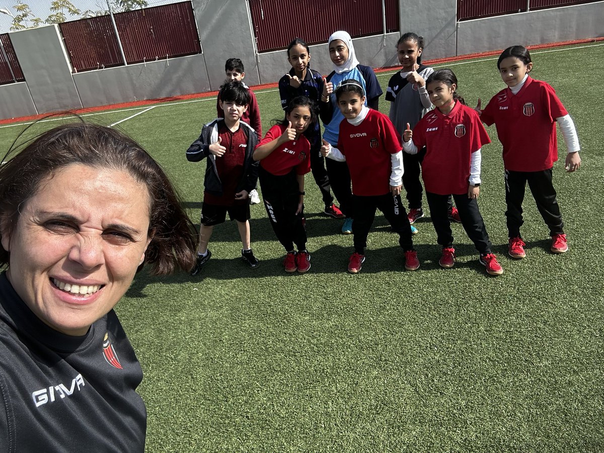 بطلات نادي الرياض 🖤❤️