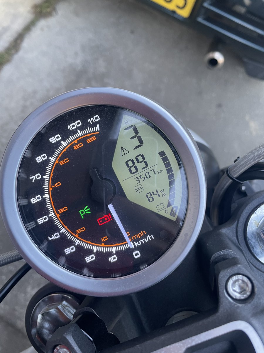 zoep_fab's tweet image. TCMAX「寒いから働きたくないでござる（エラー89）」

#電動バイク 
#supersoco 
#tcmax