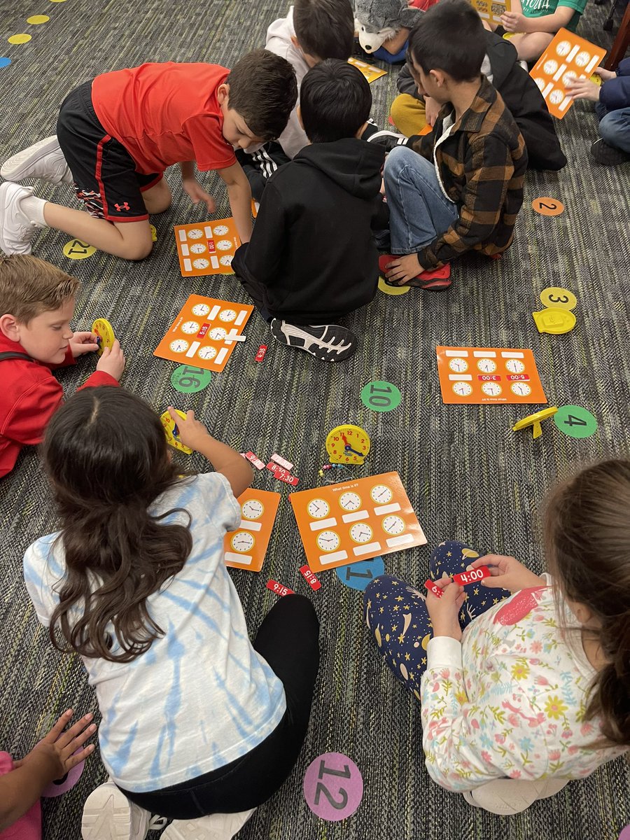 klindsey87's tweet photo. interactive, hands on math stations today!! #time #2ndgradeteacher @HumbleISD @HumbleISD_GE https://t.co/oLtSEqe8k9