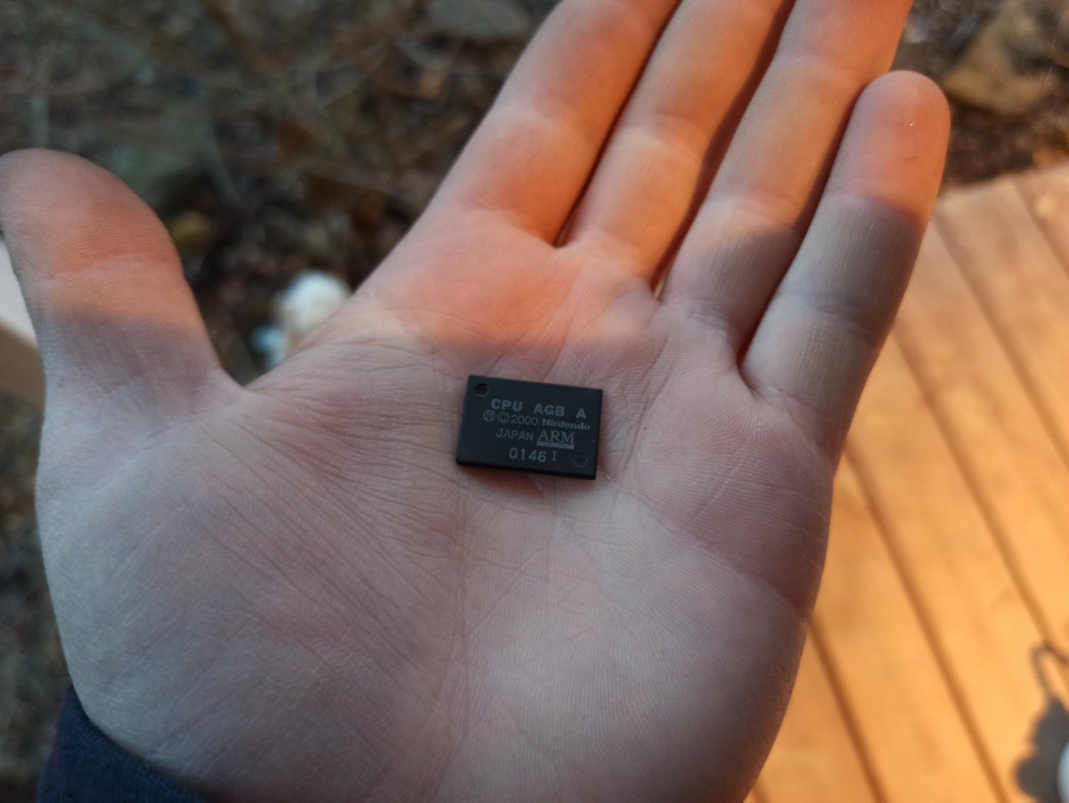 Redherring32 tweet media