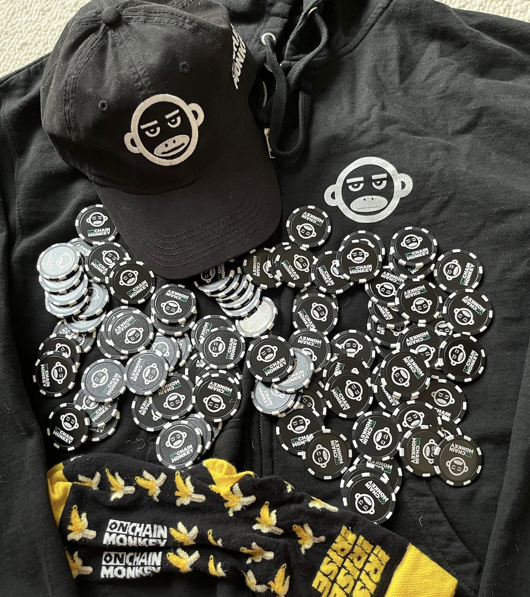 huuep's tweet photo. Packing for Dubai and @SatoshiRoundtbl

A group of crypto leaders, several from @OnChainMonkey, and we'll be discussing digital nations and economies.

Poker at night with @litecoin creator @SatoshiLite🔥 https://t.co/NiLML2NTI2