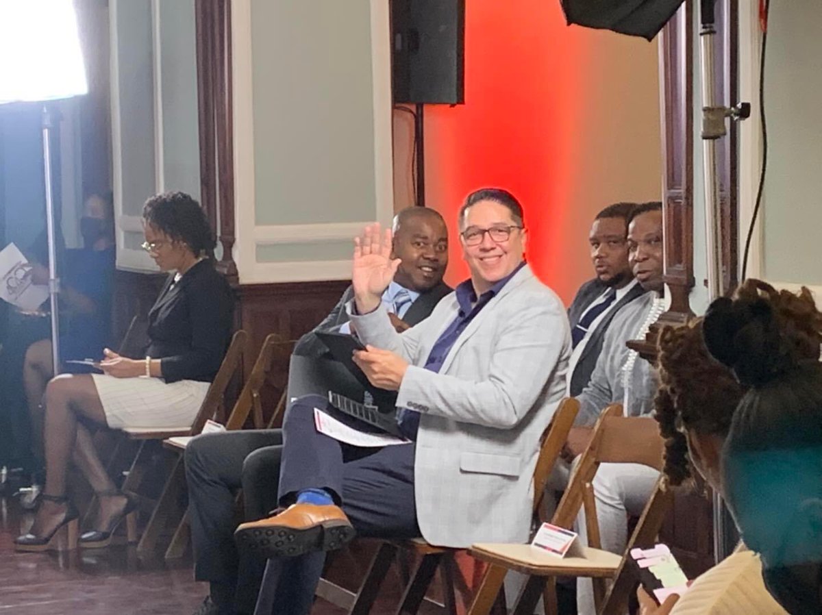 ttgovcomms's tweet photo. A glimpse behind the scenes earlier this evening, as Minister Symon de Nobriga prepared to deliver remarks at the launch of the @mydnstt 40 Under 40 T&amp;T Campaign.

#40under40 https://t.co/AtgTXI2StN