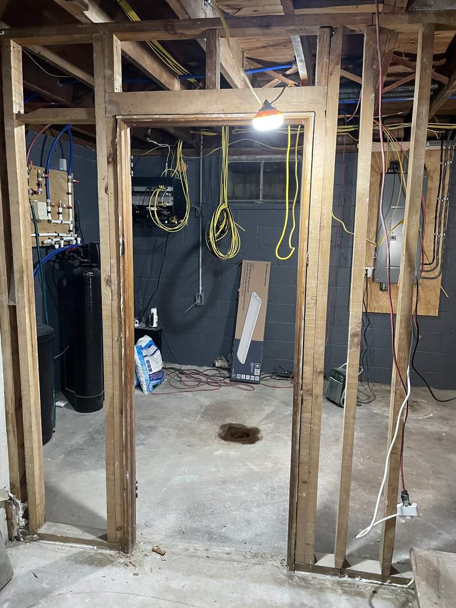 Daniel Chote tweet media