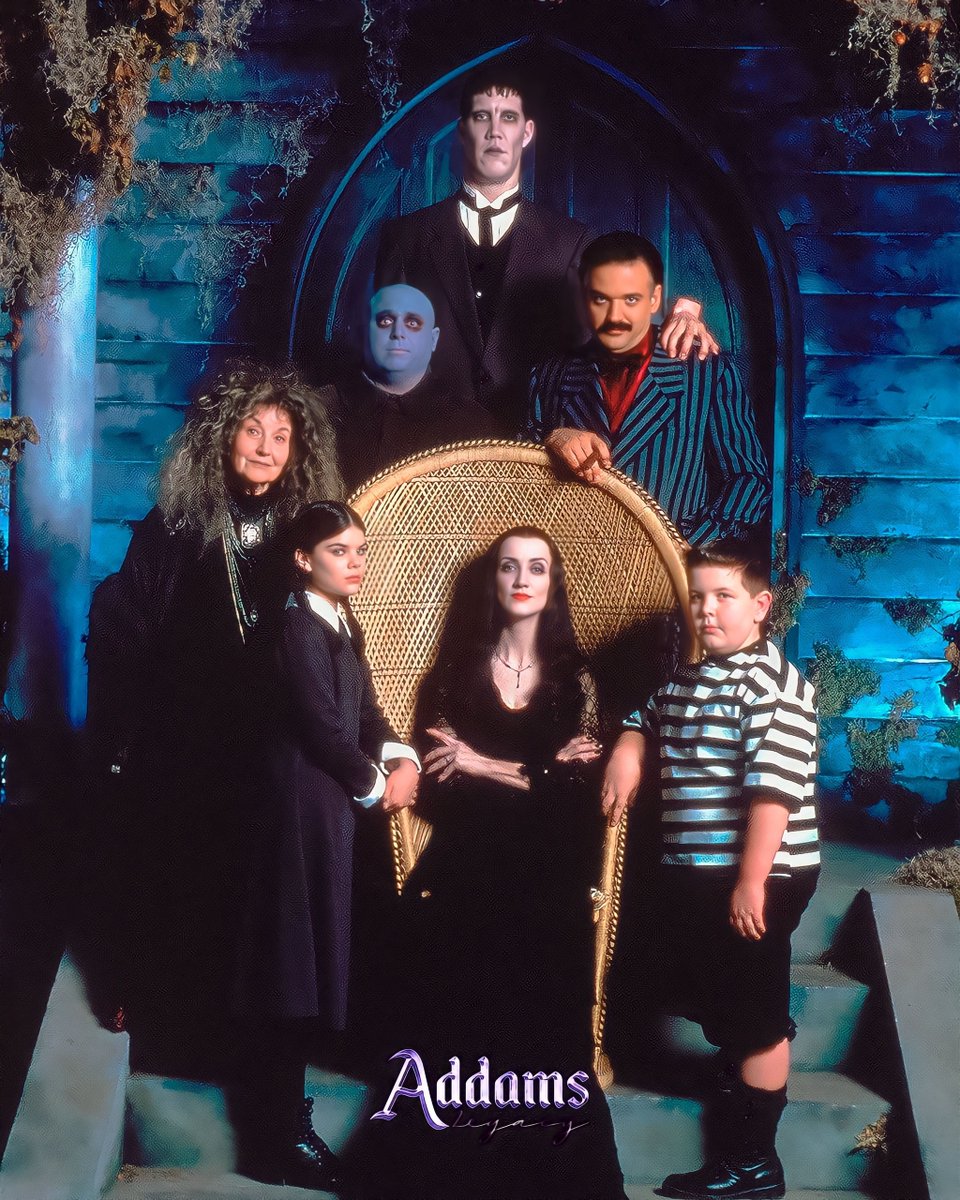 addamslegacy's tweet photo. The New Addams Family (1998-1999).

🕷 Be sure to enter our dreadful giveaway. More info on the pinned post on our IG account.

👉 https://t.co/258KLGHiX6 | @addamslegacy

🕸 #addamsfamily #charlesaddams #wednesdayaddams #jennaortega #wednesdaynetflix https://t.co/dviOwRLFR7