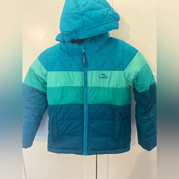 BellayatheQueen's tweet photo. So good I had to share! Check out all the items I'm loving on @Poshmarkapp #poshmark #fashion #style #shopmycloset #joie #llbean #anthropologie: https://t.co/P1EQq8rUXS https://t.co/0dCimmPJKx