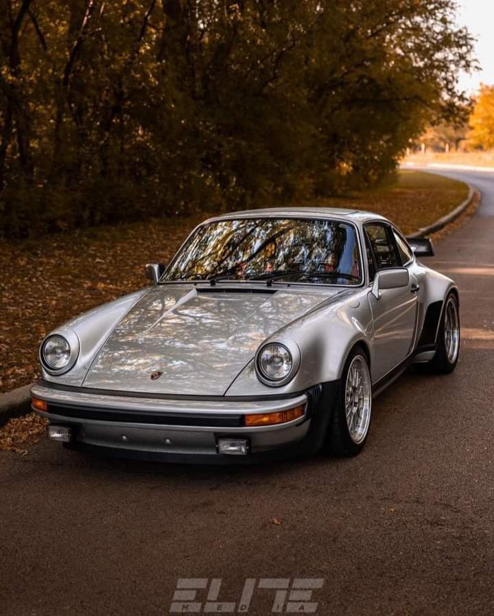 Oscarol95842891's tweet photo. #Porsche 🏁🍂 https://t.co/hZzjPa2XDp