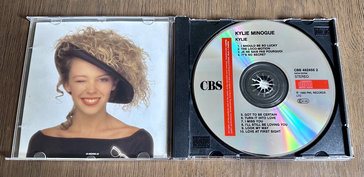spjury's tweet photo. #KylieMinogue Kylie. 1988 CBS label French CD. Stumbled across this little beauty in an op-shop. A few minor creases on the sleeve but the disc looks practically new. Pleased to have this added to my #KylieCollection. 🎶🕺💿 #SecondhandCD #BargainBasementFind #OpShop https://t.co/UW7vEameUK