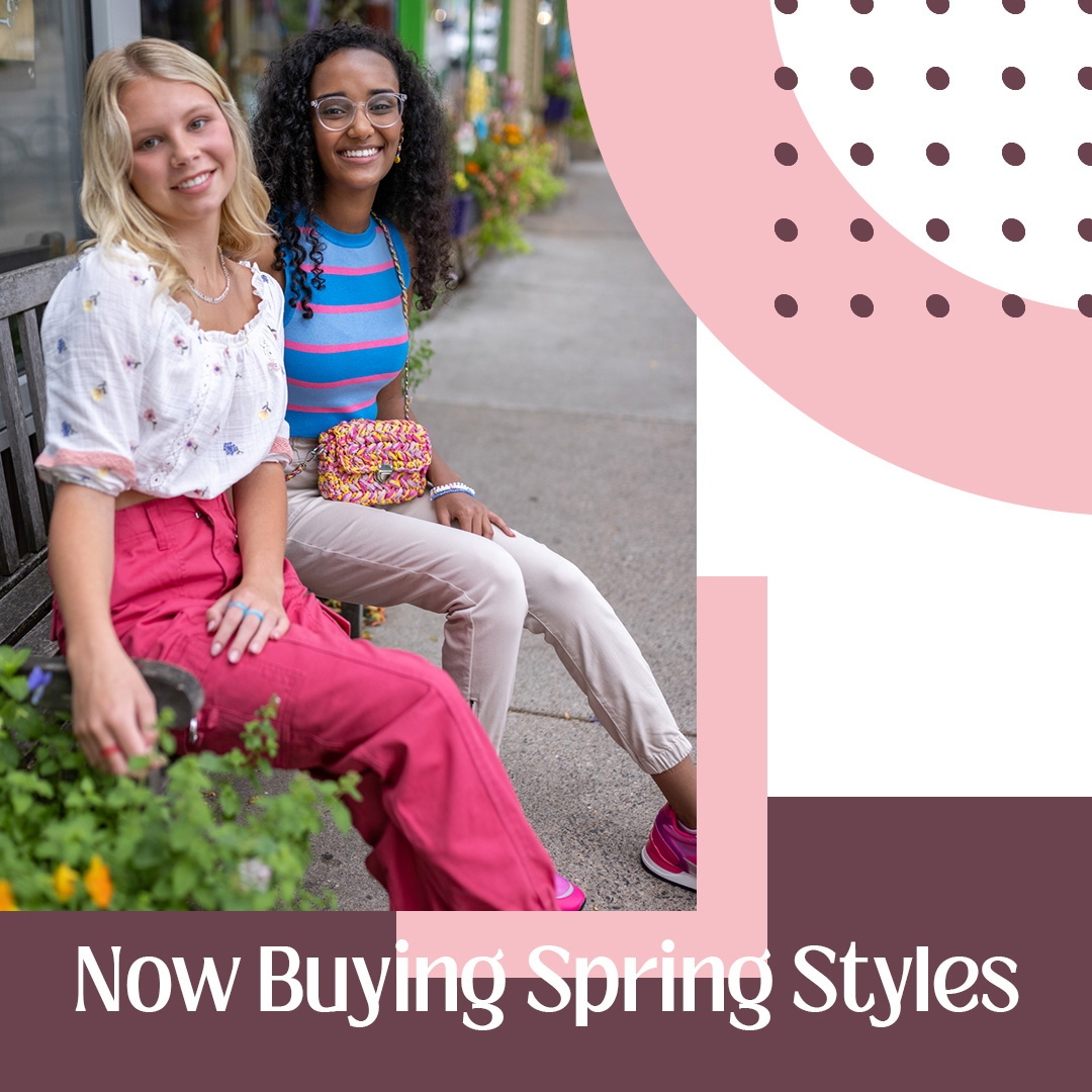 It’s time to go through your closet and clean out the gently used spring styles you no longer need. Get cash on the spot for the items we buy! #platoscloset #springstyles