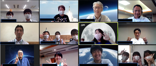 spaceedu_info's tweet photo. 日本代表選考から研修を経て国際大会参加までを紹介している #APRSAF-28オンライン水ロケット大会🚀の活動報告はこちら👇

日本代表 
https://t.co/gXCXgRTUrY
国際大会 
https://t.co/QDUupRQ5Th
#APRSAF28 #水ロケット https://t.co/GQ3VK94XAG