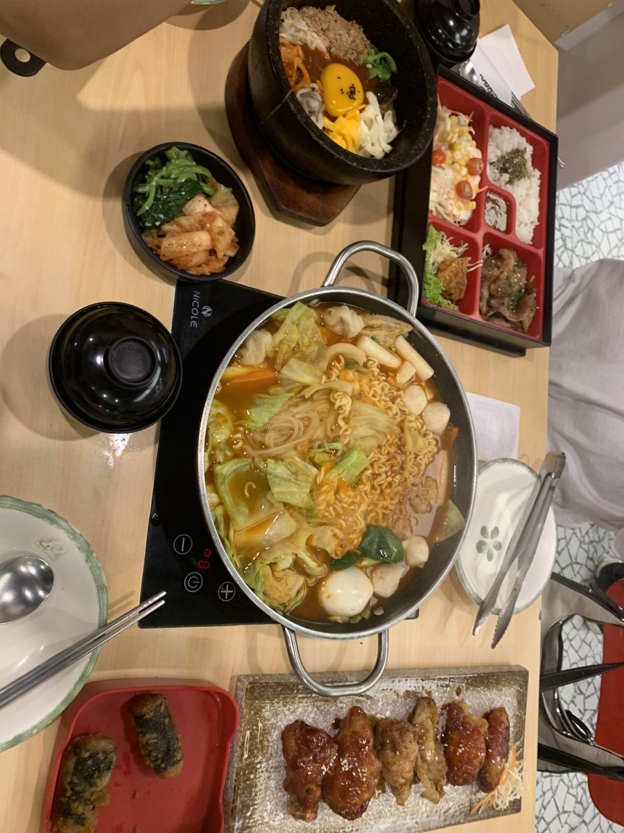มื้อใหญ่เว่อ