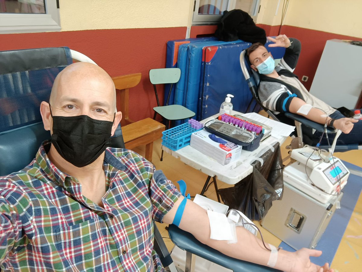 👏👏Un año más, GRACIAS.
El cole se llenó de #Solidaridad el #DiaDeLaPaz con la presencia de familias implicadas en el Proyecto.
🩸Producto Final: #ApS "Aprende, Participa y Dona"
😉Nunca estuvimos tan cerca de #AcogerLaVida 
<a href="/DONANTESZAMORA/">DONANTES DE SANGRE 🩸</a> 
<a href="/donasangreCYL/">Dona Sangre CyL</a>