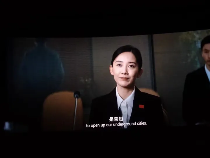 realGuancha's tweet photo. @nytchinese 模仿电影里郝晓晞那句话回复NYT：
我方播放电影，是告知，不是征求贵��意见。#TheWanderingEarth2 

（来源：知乎用户@苔藓） https://t.co/lmBX5PvESn