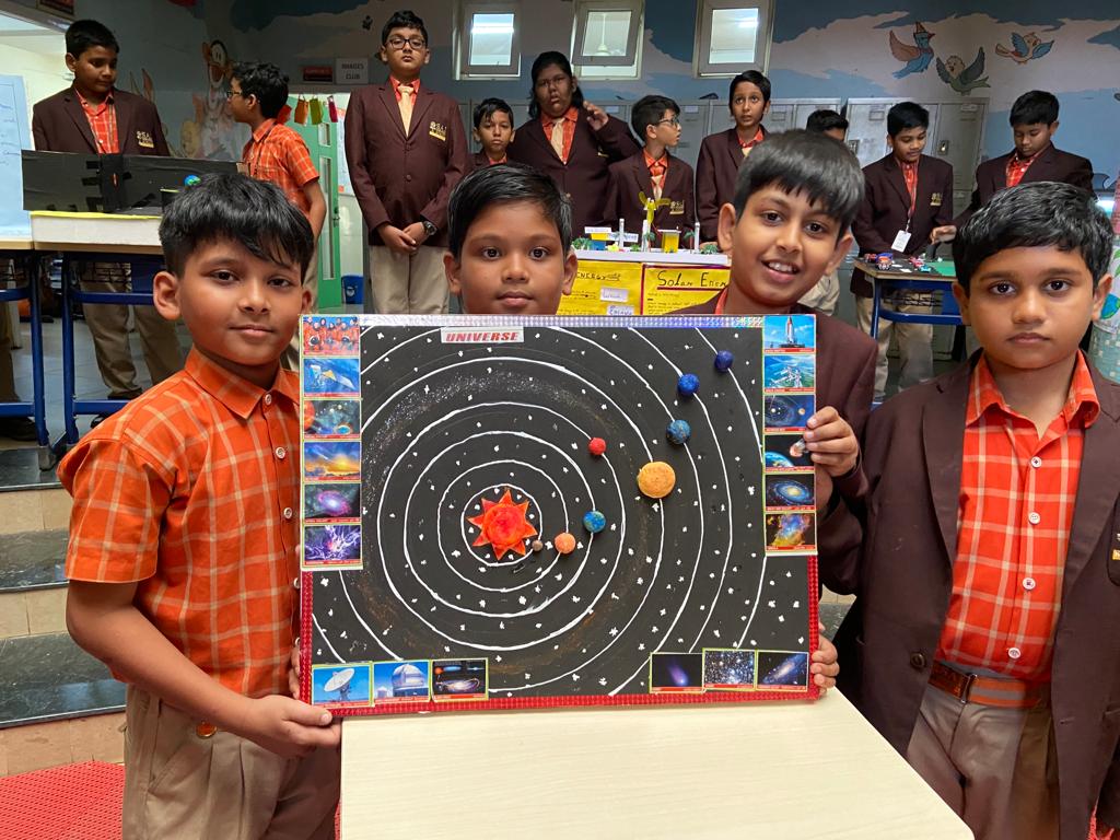 SAI_Edu_In's tweet photo. The budding scientists of Classes IV &amp; V from Spectrum Club put together a breathtaking exhibition of their analytical and imaginative minds. The students displayed conceptual experiments based on different fields of science. 
#SpectrumClub
#Exhibition
#LearningWithFun https://t.co/HbyGFn4mRS