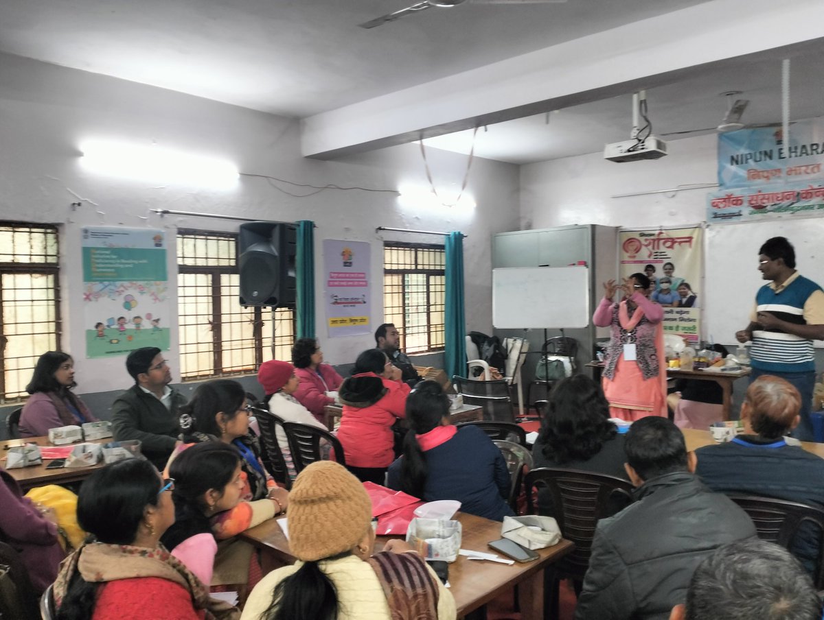 ScienceActivity's tweet photo. #STEMworkshop
#Jewar, Uttar Pradesh
@ScienceActivity started another #STEM workshop at the Block Development office, Jewar, Greater Noida, Uttar Pradesh for 30 school teachers as part of the #TCE #CSR initiative #Vigyaan.
@IISERPune
#TCEndeavour
#STEMeduction https://t.co/2BzHufIywU