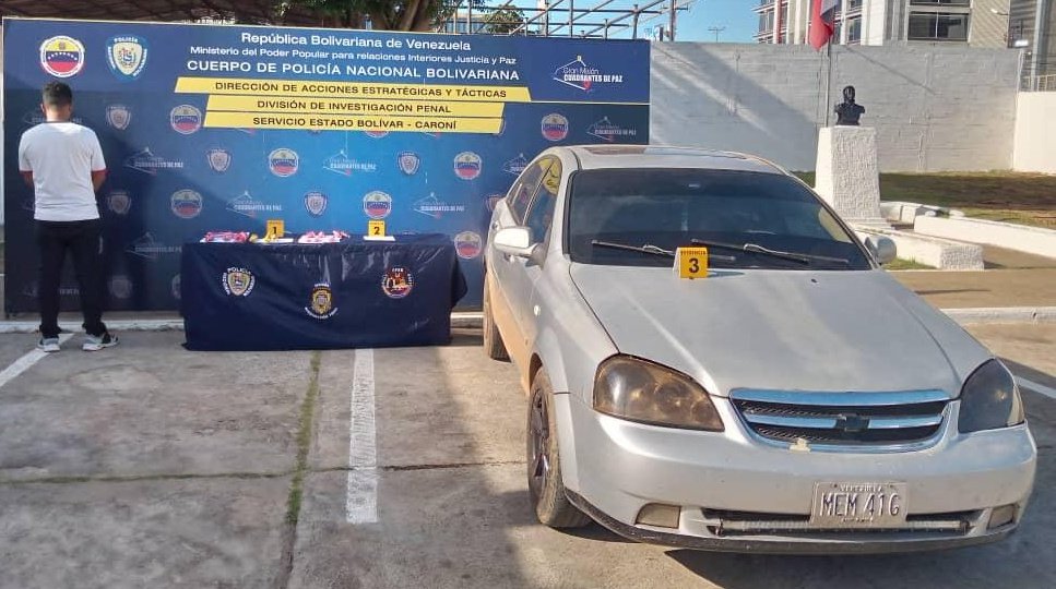 #30Ene | Funcionarios de la División de Investigación Penal del edo. Bolívar se trasladaron al sector La Chalana, pqa. El Callao, donde lograron la aprehensión flagrante del ciudadano: Greilangel Castillo (36) por el delito de tráfico de material estratégico.