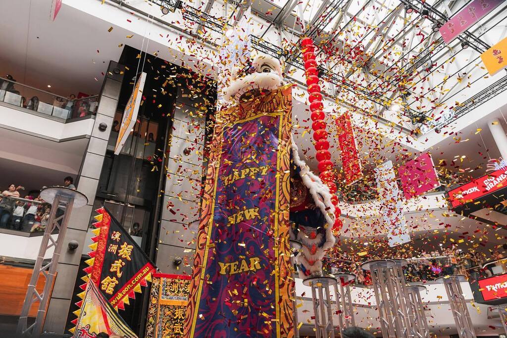 Lunar New Year 2023 🐰
.
<a href="/marketcity/">marketcity</a> 
.
.
.
.
.
.
.
#cny2023 
#lunarnewyear2023 
#yearoftherabbit 
#chinesenewyear2023 
#jinwukoon2023
#振武館 
#jwk 
#jinwukoon
#liondance 
#liondancing 
#liondancesports 
#dragondance 
#polejumping
#chineseculture 
#even… instagr.am/p/CoD-G0PSYAD/