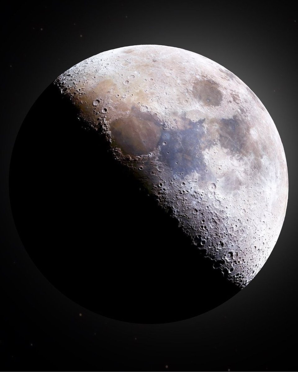 Happy MOONday! Look at those colors!

Don't miss out on a chance to save 10% on select items, only at OPT! Only 30 hours left! Click the link to explore your savings, or type the code: OPT10%2023 at checkout 🤑🤑🤑

l8r.it/J3Wj

📷️: @cosmicpxl (IG)